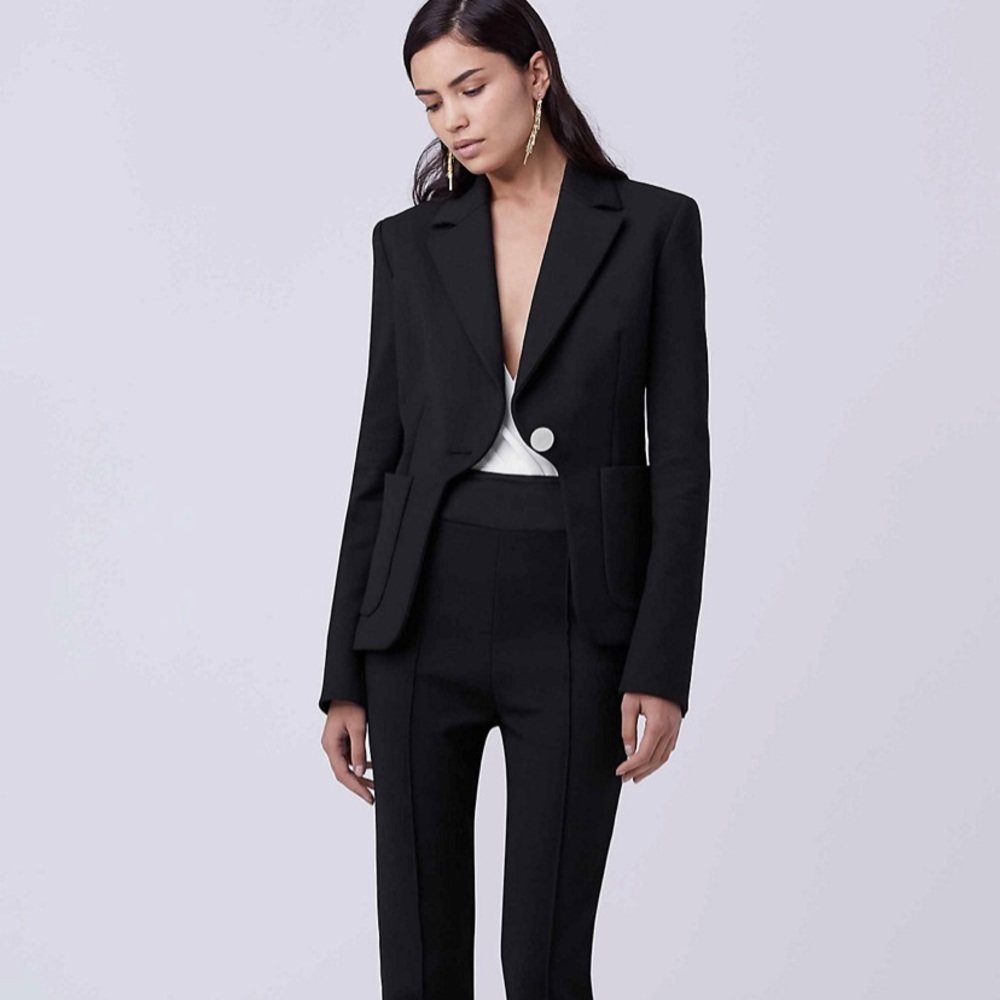 DVF Blazer - Picture 2 of 6